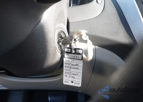 2017 Hyundai Accent Se z USA, uszkodzony, nr VIN KMHCT4AE7HU212903